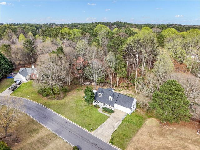 879 Spring Oak Court, Loganville, GA 30052