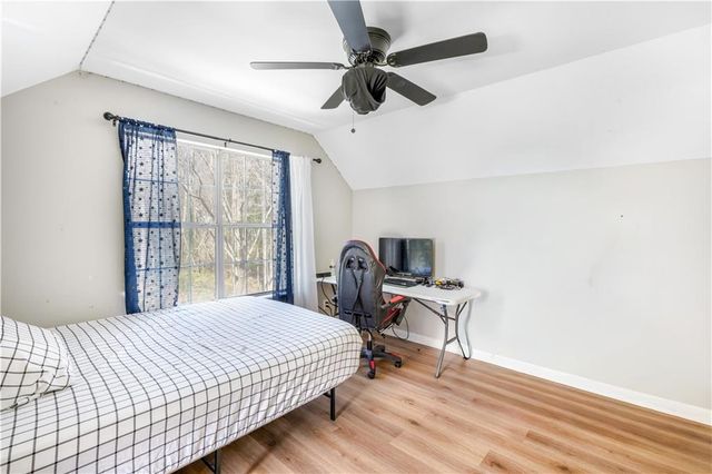 879 Spring Oak Court, Loganville, GA 30052