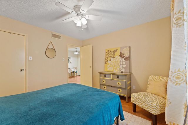2120 El Paseo Street 2509, Houston, TX 77054