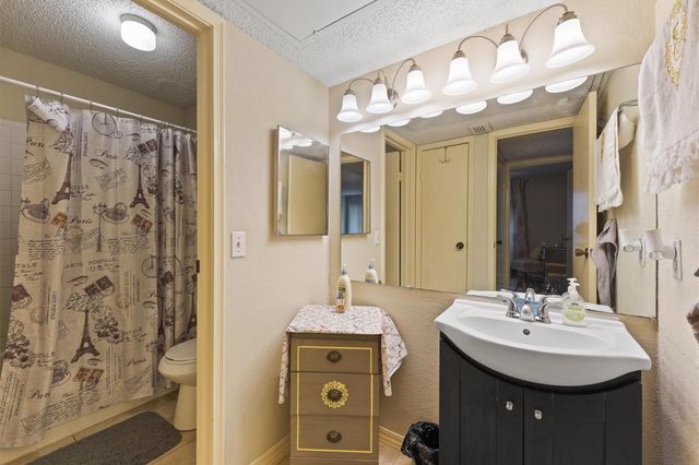 2120 El Paseo Street 2509, Houston, TX 77054