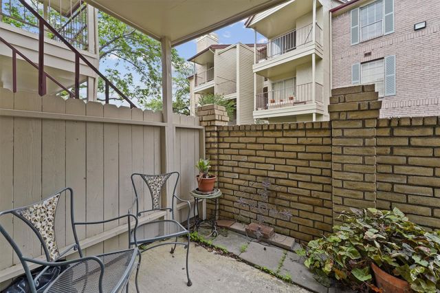 2120 El Paseo Street 2509, Houston, TX 77054