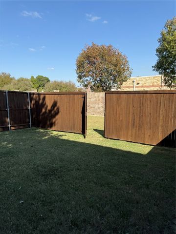 5622 Niagara Road, The Colony, TX 75056