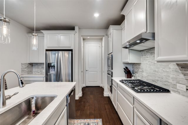 5622 Niagara Road, The Colony, TX 75056