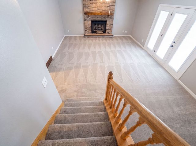 1503 Featherstone Road, Rockford, IL 61107