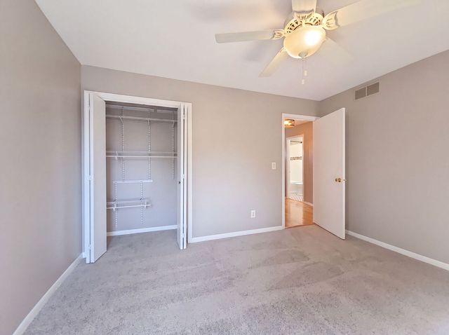 1503 Featherstone Road, Rockford, IL 61107