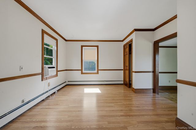 302 E Broadway, Port Jefferson, NY 11777