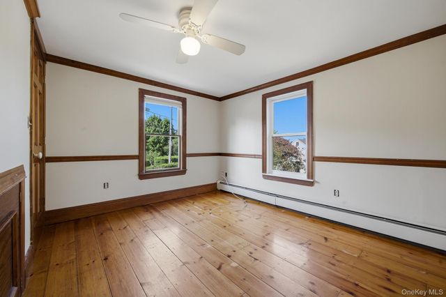 302 E Broadway, Port Jefferson, NY 11777