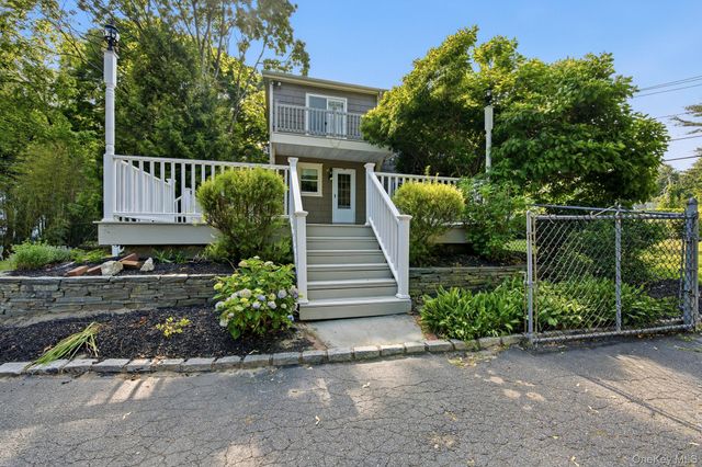 302 E Broadway, Port Jefferson, NY 11777