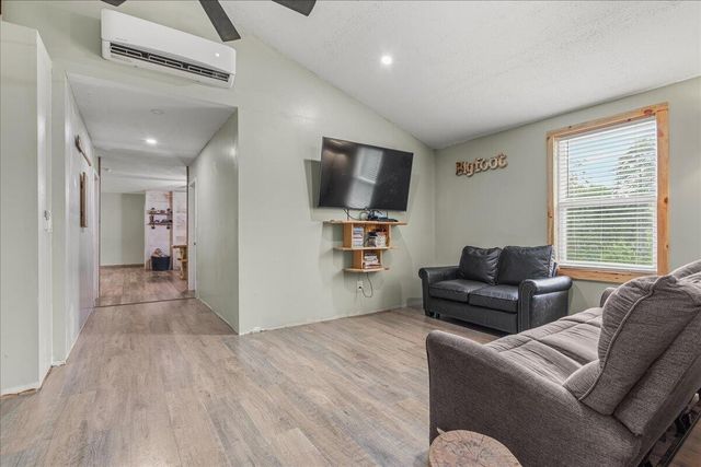 611 Clear Creek Road, Evensville, TN 37332