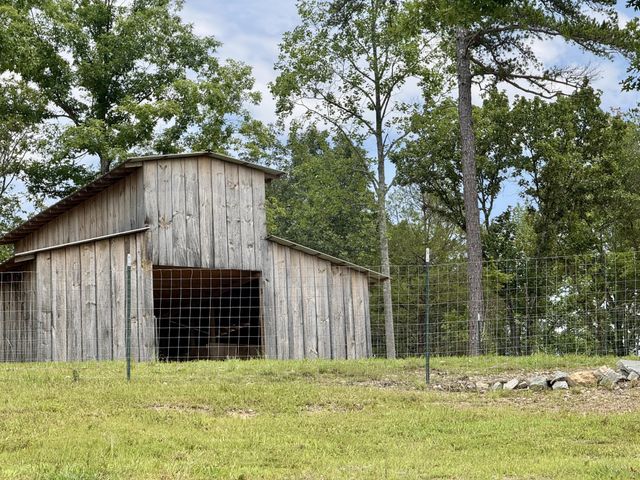 611 Clear Creek Road, Evensville, TN 37332
