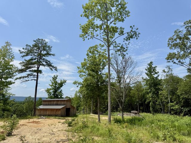 611 Clear Creek Road, Evensville, TN 37332