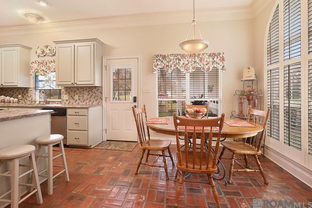 10285 Lovett Rd, Baton Rouge, LA 70818