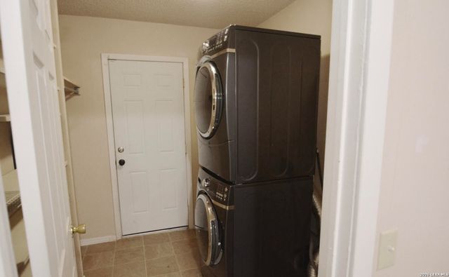 9123 Points Edge, San Antonio, TX 78250