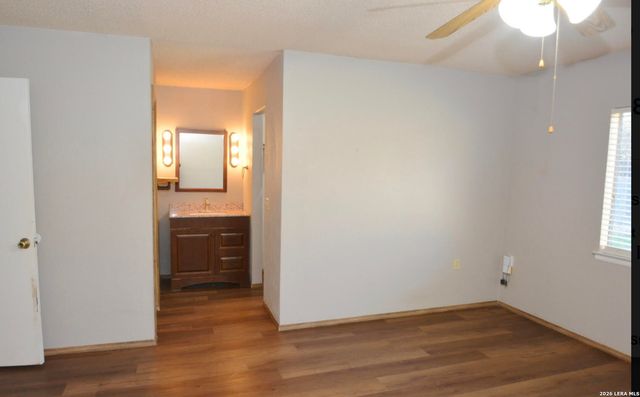 9123 Points Edge, San Antonio, TX 78250
