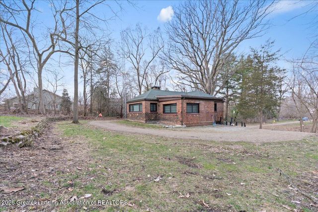 2593 Mount Hope Road, Okemos, MI 48864