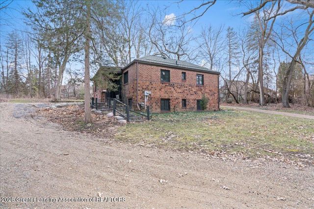 2593 Mount Hope Road, Okemos, MI 48864