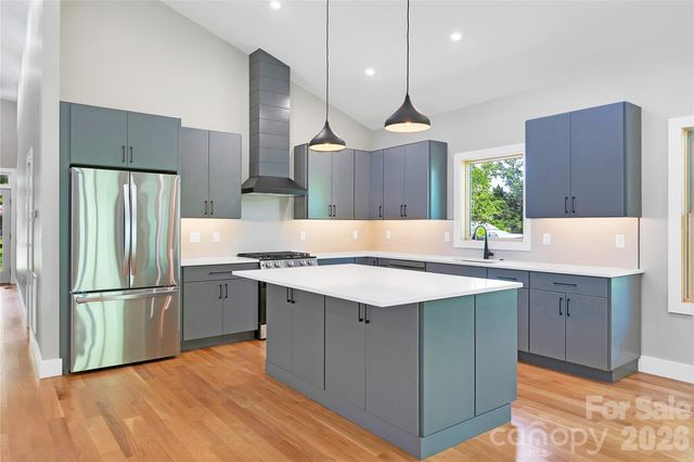 123 Welcome Street, Brevard, NC 28712