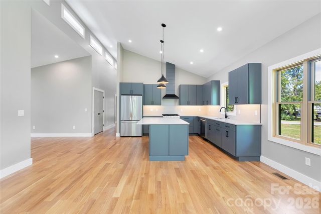 123 Welcome Street, Brevard, NC 28712