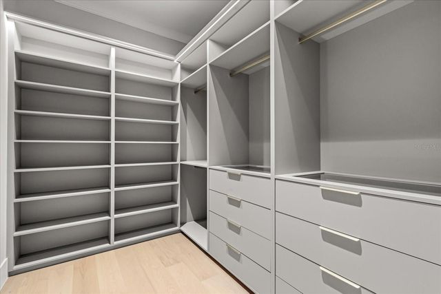 2415 LAURA PLACE, Orlando, FL 32803