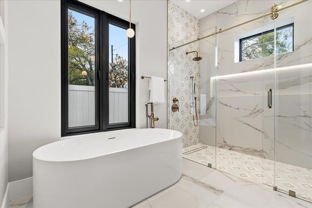 2415 LAURA PLACE, Orlando, FL 32803