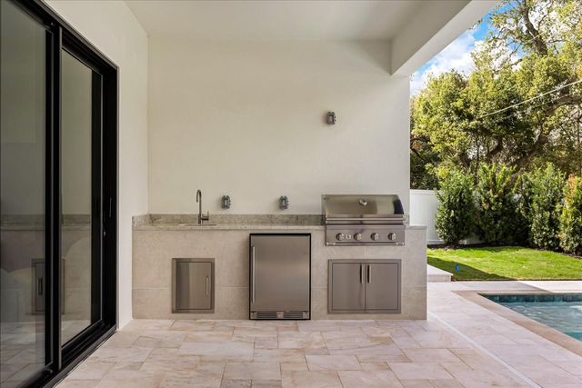 2415 LAURA PLACE, Orlando, FL 32803