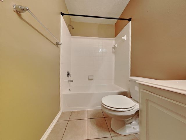 6220 Stoney Creek Drive, Pasadena, TX 77503