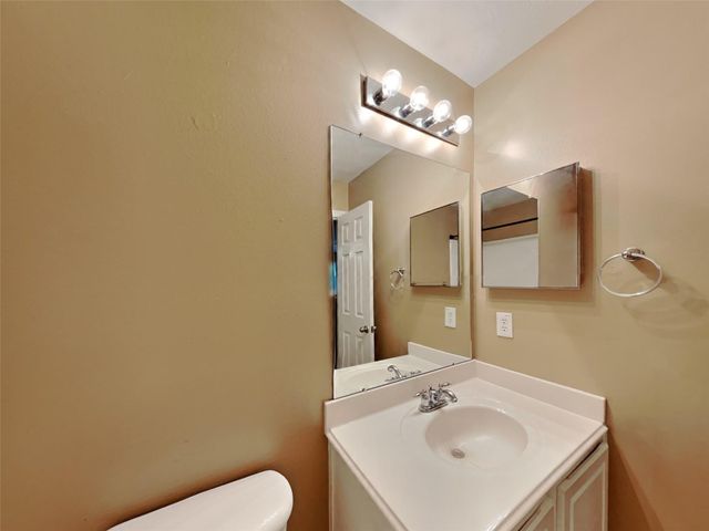 6220 Stoney Creek Drive, Pasadena, TX 77503