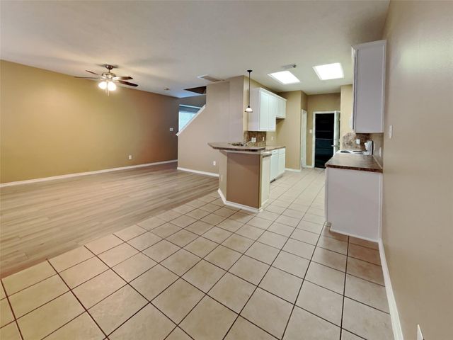 6220 Stoney Creek Drive, Pasadena, TX 77503