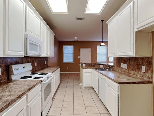 6220 Stoney Creek Drive, Pasadena, TX 77503