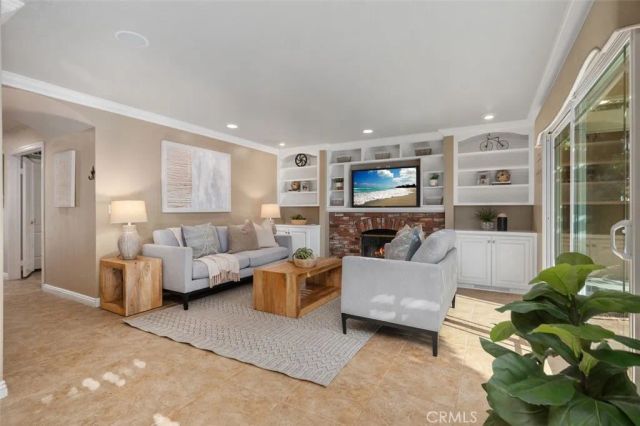 5425 Via Cervantes, Yorba Linda, CA 92887