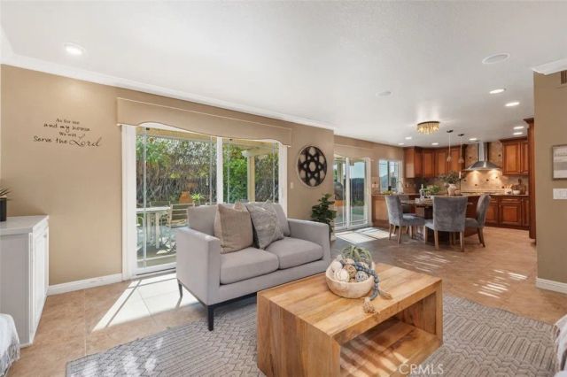 5425 Via Cervantes, Yorba Linda, CA 92887