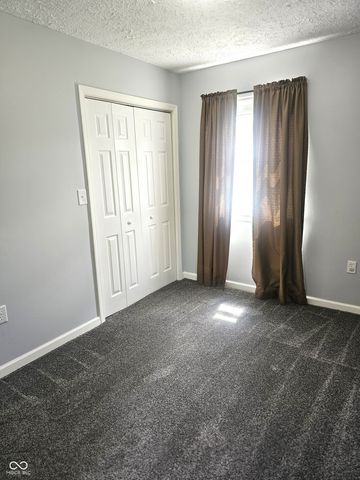 9480 N Old Port Royal, Martinsville, IN 46151