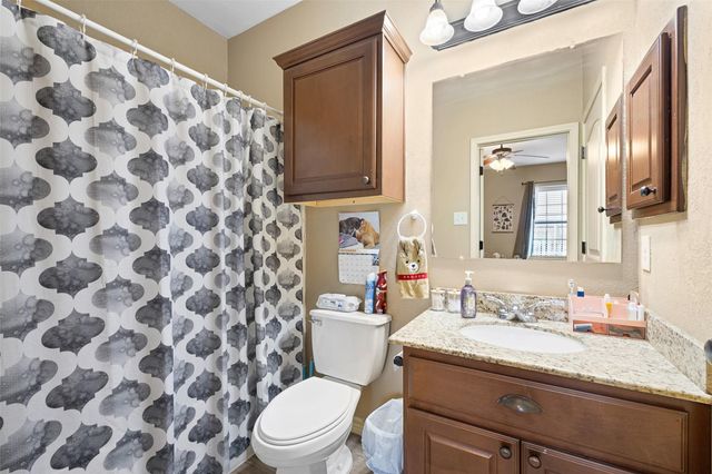 3328 Lieutenant Avenue, College Station, TX 77845