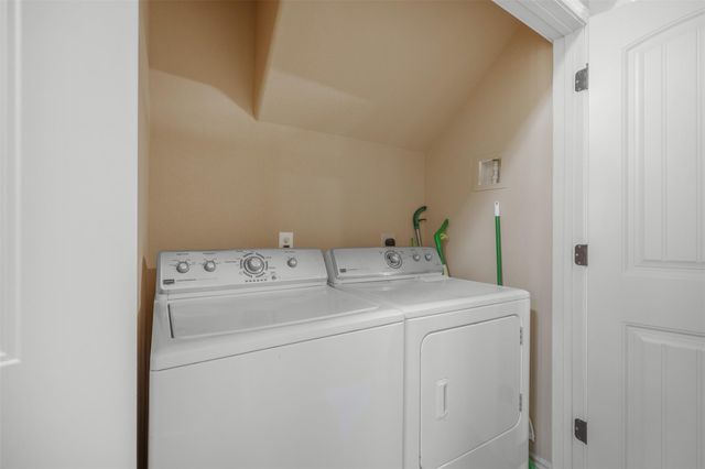 3328 Lieutenant Avenue, College Station, TX 77845