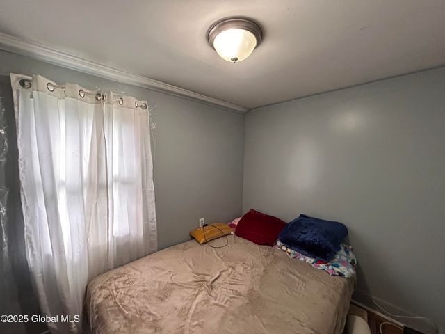 2448 Avenue B, Schenectady, NY 12308