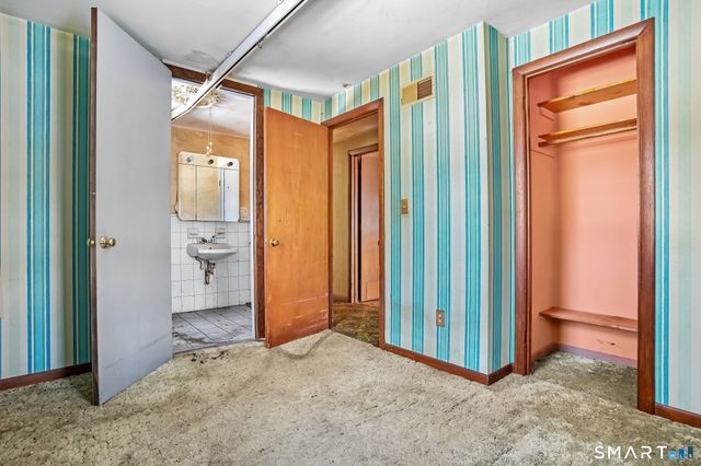 26 George Washington Turnpike, Burlington, CT 06013