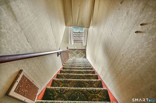 26 George Washington Turnpike, Burlington, CT 06013