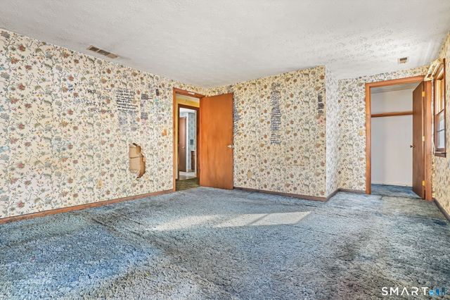 26 George Washington Turnpike, Burlington, CT 06013