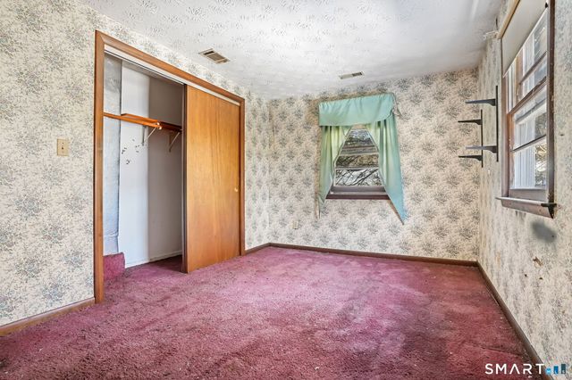 26 George Washington Turnpike, Burlington, CT 06013