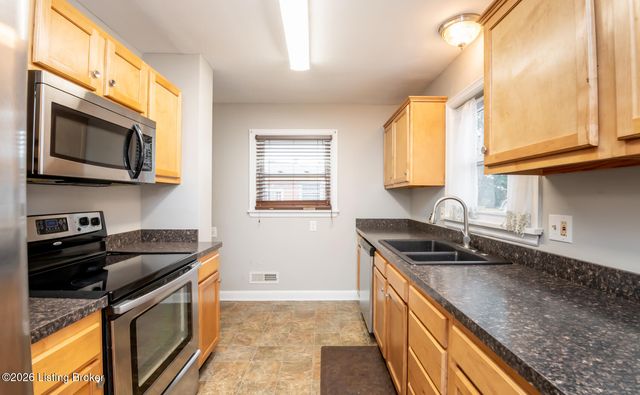 2129 East Ln, Louisville, KY 40216