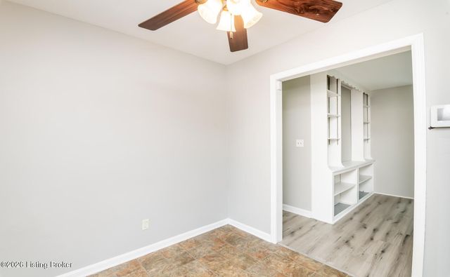 2129 East Ln, Louisville, KY 40216