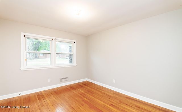 2129 East Ln, Louisville, KY 40216