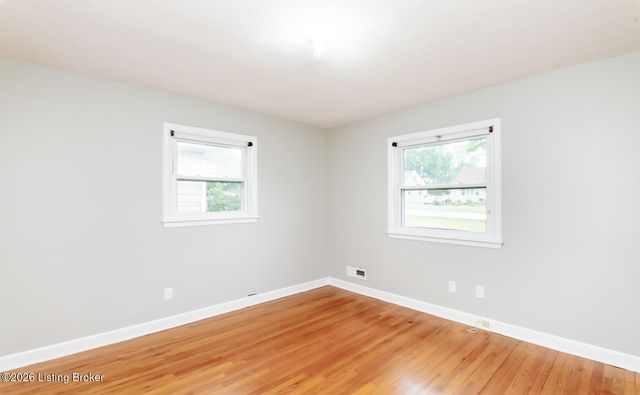 2129 East Ln, Louisville, KY 40216