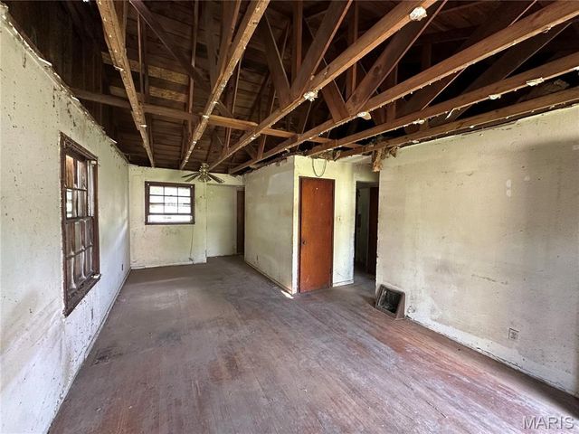 339 Crawford Road, St Louis, MO 63137