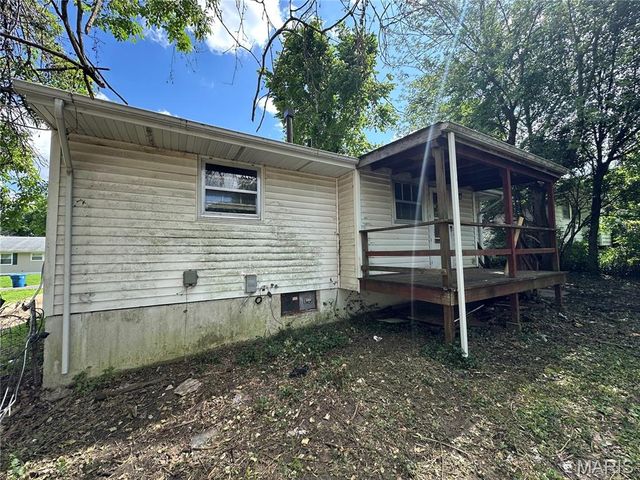 339 Crawford Road, St Louis, MO 63137