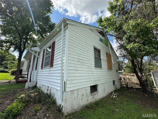 339 Crawford Road, St Louis, MO 63137