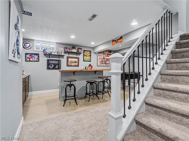 4314 S Fall Lake Drive, Avon, OH 44011