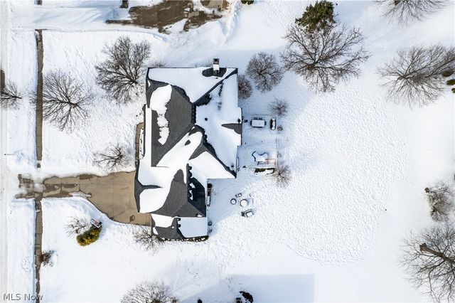 4314 S Fall Lake Drive, Avon, OH 44011