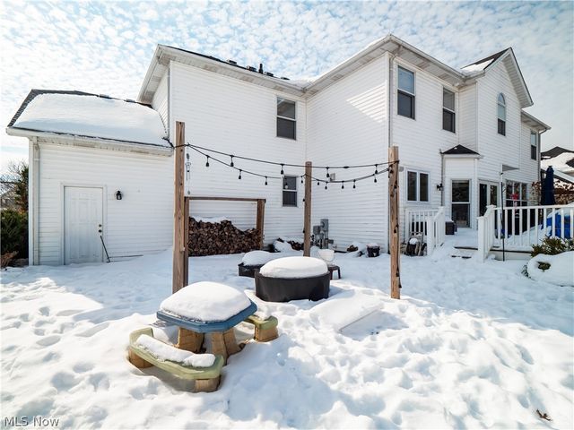 4314 S Fall Lake Drive, Avon, OH 44011