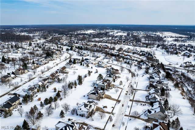 4314 S Fall Lake Drive, Avon, OH 44011